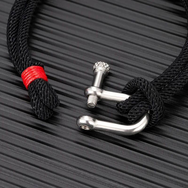 Nautical Shackle Knot