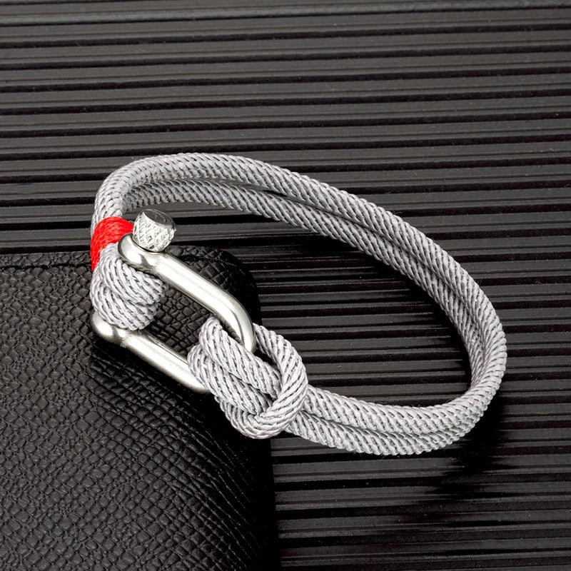 Nautical Shackle Knot