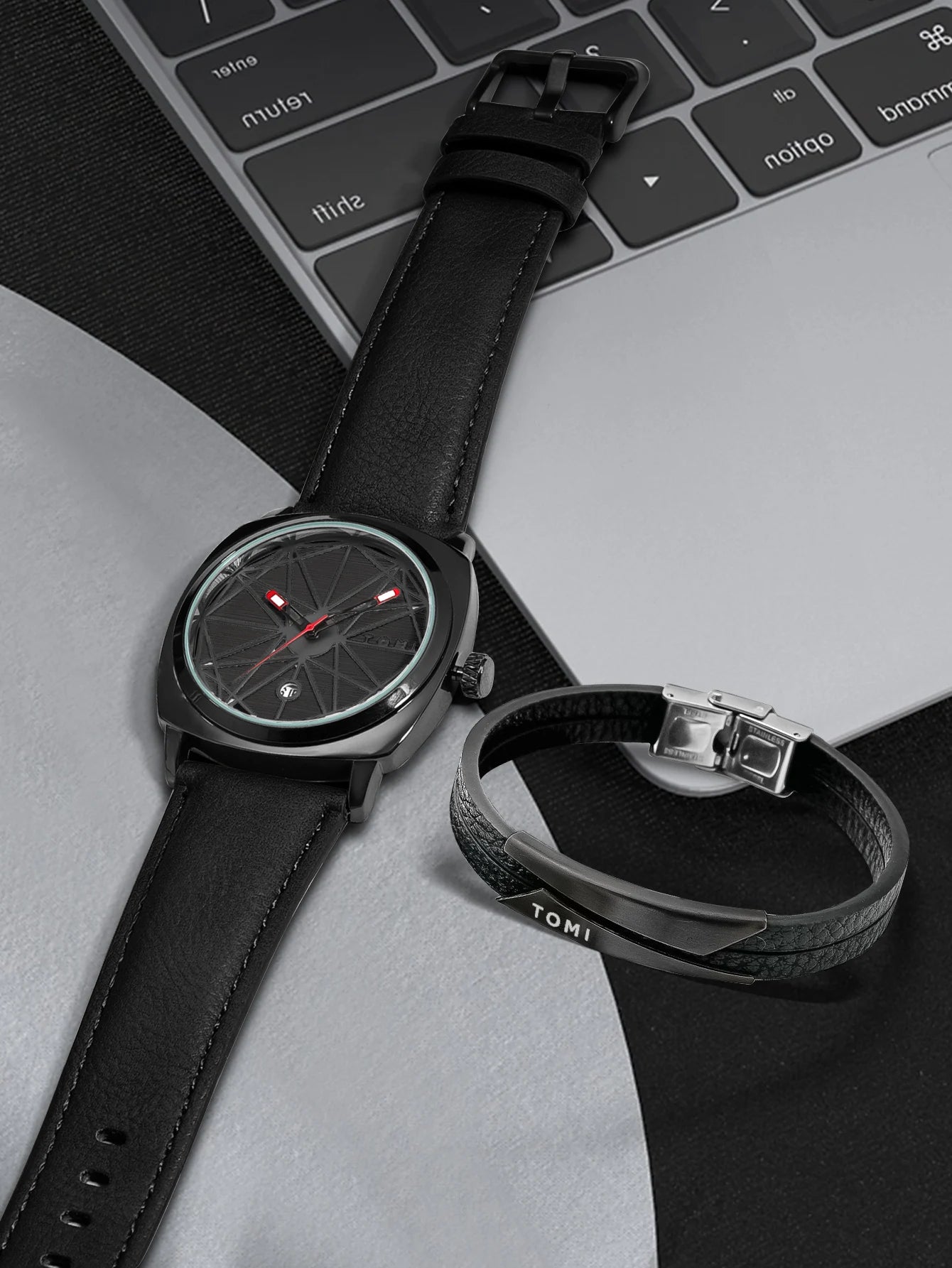 Statement Watch Set – Geometric Dial