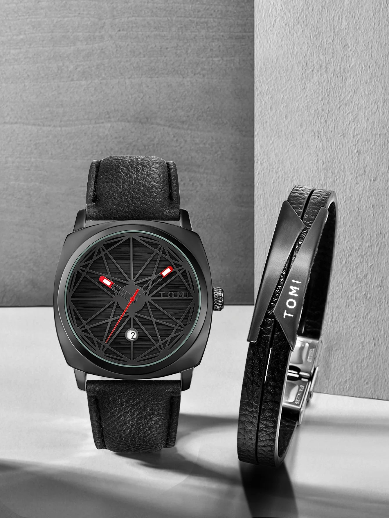 Statement Watch Set – Geometric Dial